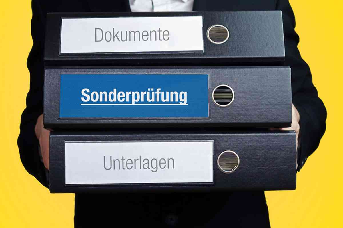 Ordner für Dokument, Sonderprüfung und Unterlagen